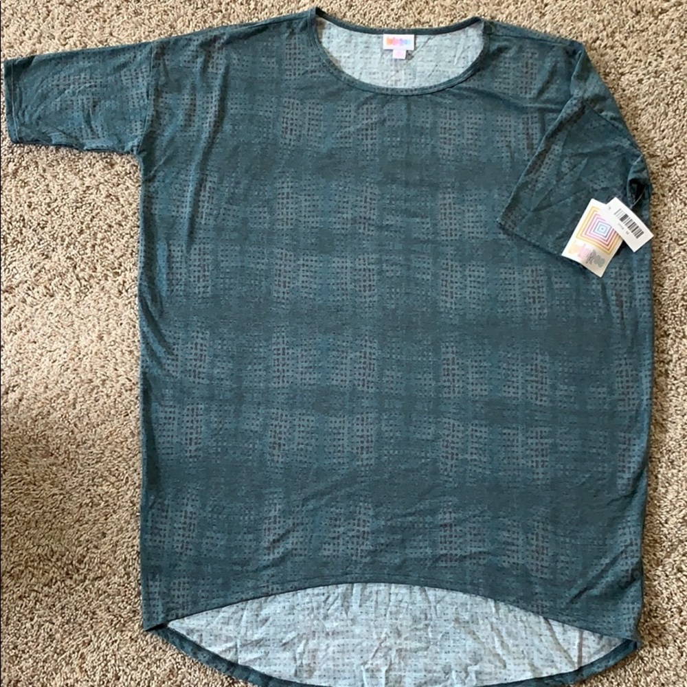 LuLaroe NWT Irma tunic